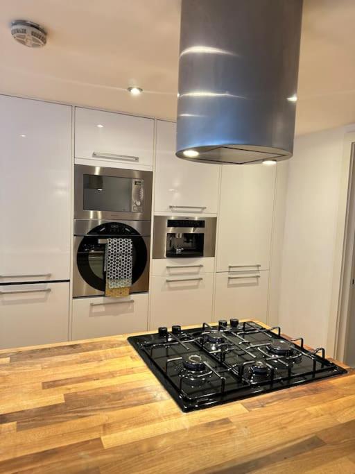 Apartament Opulent Oasis In Londyn Zewnętrze zdjęcie